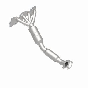 Ford Focus Catalytic Converter - Magnaflow - Direct-Fit, Manifold, OEM Grade - `08-`10