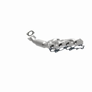 Ford Focus Catalytic Converter - Magnaflow - Direct-Fit, Manifold, OEM Grade - `08-`10