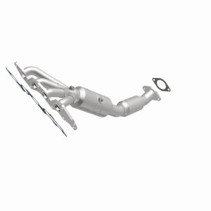 Ford Focus Catalytic Converter - Magnaflow - Direct-Fit, Manifold, OEM Grade - `08-`10