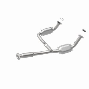 Chevrolet Trailblazer EXT Catalytic Converter - Magnaflow - Direct Fit - `03-`06