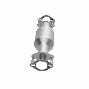 Kia Sorento Catalytic Converter - Rear - Magnaflow - OEM Grade Direct-Fit - `03-`06