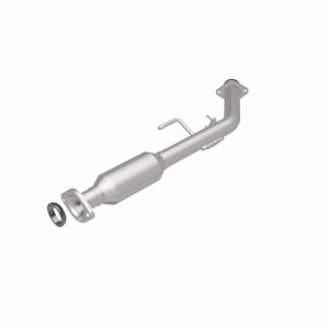 Toyota Sienna Catalytic Converter - Magnaflow - OEM Grade Direct-Fit - `01-`03
