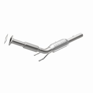 Volkswagen Jetta Catalytic Converter - Magnaflow - OEM Grade Direct-Fit - `05-`14 Volkswagen Jetta Catalytic Converter - Magnaflow - OEM Grade Direct-Fit - `05-`14