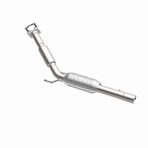 Volkswagen Passat Catalytic Converter - Magnaflow - OEM Grade Direct-Fit - `12-`14