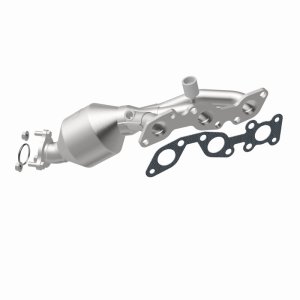 Nissan Frontier Catalytic Converter - Driver Side - Magnaflow - Direct Fit - `02-`04