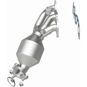Nissan Frontier Catalytic Converter - Driver Side - Magnaflow - Direct Fit - `02-`04