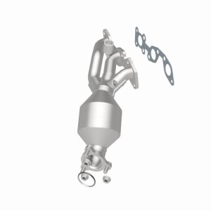 Nissan Frontier Catalytic Converter - Driver Side - Magnaflow - Direct Fit - `02-`04