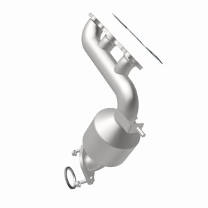 Toyota Highlander Catalytic Converter - Front - Magnaflow - Direct-Fit, HM Grade - `04-`07