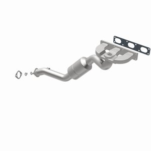 BMW 5 Series Catalytic Converter - Rear - Magnaflow - HM Grade Direct-Fit Manifold - `04-`05