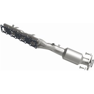 Nissan Armada Catalytic Converter - Magnaflow - HM Grade Direct-Fit - `05-`15 Nissan Armada Catalytic Converter - Magnaflow - HM Grade Direct-Fit - `05-`15