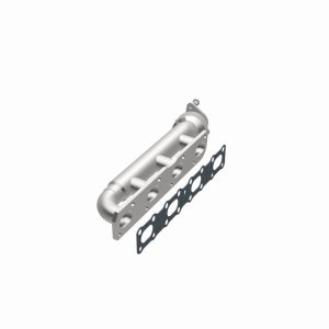 Nissan Armada Catalytic Converter - Magnaflow - HM Grade Direct-Fit - `05-`15 Nissan Armada Catalytic Converter - Magnaflow - HM Grade Direct-Fit - `05-`15