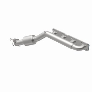 Nissan TITAN Catalytic Converter - Magnaflow - HM Grade Direct-Fit - `04-`15