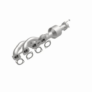 BMW 5 Series Catalytic Converter - Passenger Side - Magnaflow - Direct-Fit - `04-`05