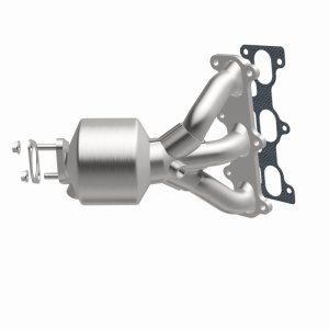 Kia Sportage Catalytic Converter - Magnaflow - Direct-Fit - `05-`10