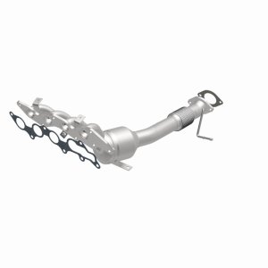 Mazda 3 Catalytic Converter - Magnaflow - Direct-Fit - `04-`09