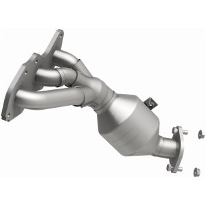 Toyota RAV4 Catalytic Converter - Magnaflow - Direct Fit, HM Grade - `06-`12