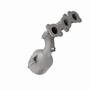 Toyota Highlander Catalytic Converter - Magnaflow - HM Grade Direct-Fit - `06-`10