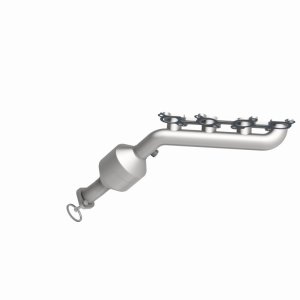 Toyota 4Runner Manifold Catalytic Converter - Passenger Side - Magnaflow - HM Grade Direct-Fit (Federal/EPA), Manifold-Integrated - `03-`04