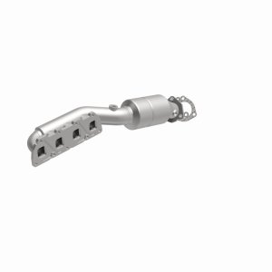 Volkswagen Passat Catalytic Converter - Magnaflow - Direct Fit - `02-`04