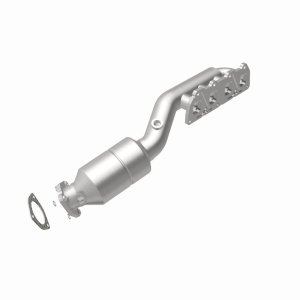 Volkswagen Passat Catalytic Converter - Magnaflow - HM Grade Manifold - `02-`04 Volkswagen Passat Catalytic Converter - Magnaflow - HM Grade Manifold - `02-`04