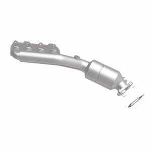 Volkswagen Passat Catalytic Converter - Magnaflow - HM Grade Manifold - `02-`04 Volkswagen Passat Catalytic Converter - Magnaflow - HM Grade Manifold - `02-`04