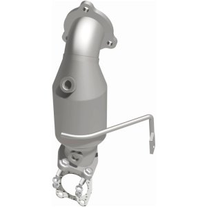 Volvo V40 Catalytic Converter - Front - Magnaflow - HM Grade Direct-Fit - `00-`04