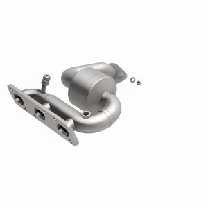 Ford Taurus Catalytic Converter - Magnaflow - Direct-Fit - `00-`05