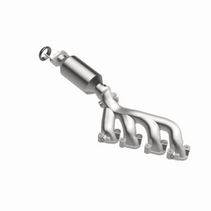 Cadillac SRX Catalytic Converter - Driver Side - Magnaflow - Direct Fit - `04-`09