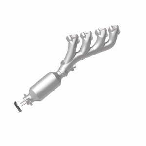 Cadillac SRX Manifold Catalytic Converter - Passenger Side - Magnaflow - OEM Grade Direct-Fit, Federal/EPA Compliant, Spun Body - `04-`09