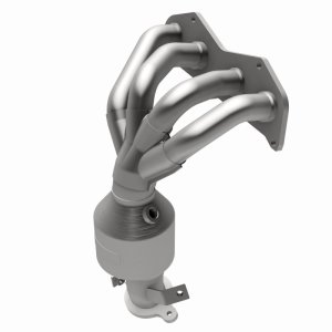 Pontiac Vibe Catalytic Converter - Magnaflow - Direct-Fit, OEM Grade - `09-`10