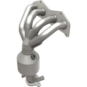 Pontiac Vibe Catalytic Converter - Magnaflow - Direct-Fit, OEM Grade - `09-`10