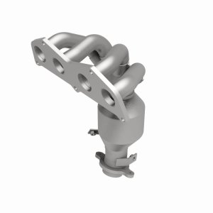 Pontiac Vibe Catalytic Converter - Magnaflow - Direct-Fit, OEM Grade - `09-`10