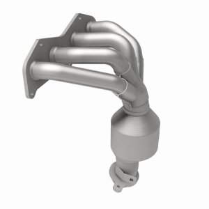 Pontiac Vibe Catalytic Converter - Magnaflow - Direct-Fit, OEM Grade - `09-`10