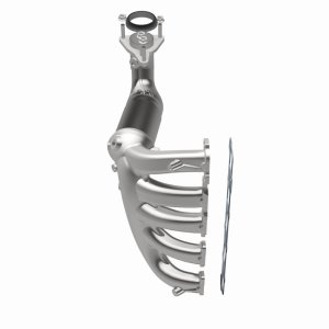 Hummer H3T Catalytic Converter - Magnaflow - OEM Grade Direct-Fit - `09-`10