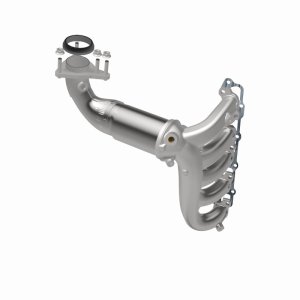 Hummer H3T Catalytic Converter - Magnaflow - OEM Grade Direct-Fit - `09-`10