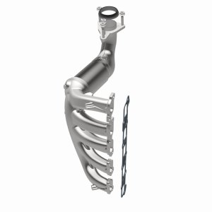 Hummer H3T Catalytic Converter - Magnaflow - OEM Grade Direct-Fit - `09-`10