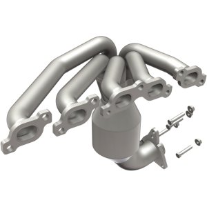 Hummer H3T Catalytic Converter - Magnaflow - OEM Grade Direct-Fit - `09-`10