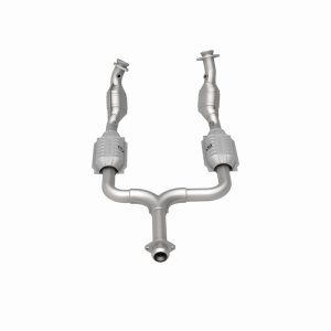Ford Mustang Performance Exhaust - Magnaflow - OEM Grade Federal/EPA Compliant Direct-Fit Catalytic Converter - `99-`01