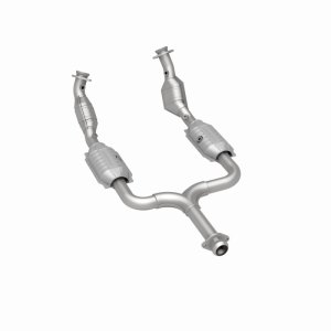 Ford Mustang Performance Exhaust - Magnaflow - OEM Grade Federal/EPA Compliant Direct-Fit Catalytic Converter - `99-`01