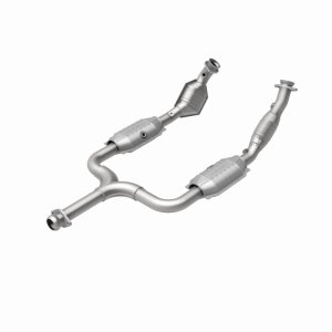 Ford Mustang Performance Exhaust - Magnaflow - OEM Grade Federal/EPA Compliant Direct-Fit Catalytic Converter - `99-`01