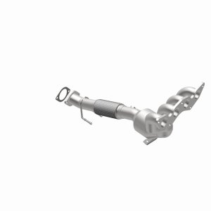 Ford Focus Catalytic Converter - Magnaflow - OEM Grade Direct-Fit - `12-`18