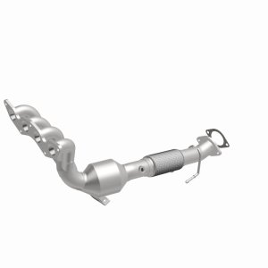 Ford Focus Catalytic Converter - Magnaflow - OEM Grade Direct-Fit - `12-`18