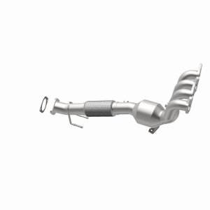 Ford Focus Catalytic Converter - Magnaflow - OEM Grade Direct-Fit - `12-`18