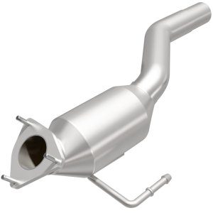 Volkswagen Touareg Direct-Fit Catalytic Converter - Driver Side - Magnaflow - OEM Grade - `04-`06
