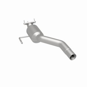 Volkswagen Touareg Direct-Fit Catalytic Converter - Driver Side - Magnaflow - OEM Grade - `04-`06
