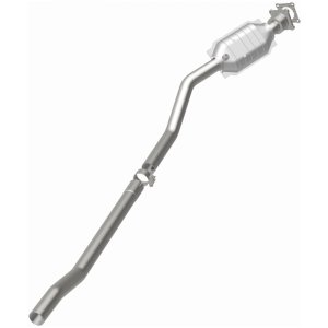 Dodge Grand Caravan Catalytic Converter - Magnaflow - OEM Grade Direct-Fit - `01-`04