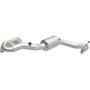 Audi A8 Catalytic Converter - Magnaflow - OEM Grade Federal/EPA Compliant Direct-Fit - `05-`09