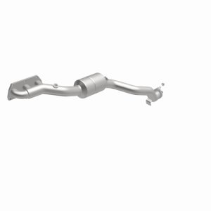 Audi A8 Catalytic Converter - Magnaflow - OEM Grade Federal/EPA Compliant Direct-Fit - `05-`09