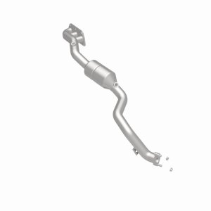 Audi A8 Catalytic Converter - Magnaflow - OEM Grade Federal/EPA Compliant Direct-Fit - `05-`09