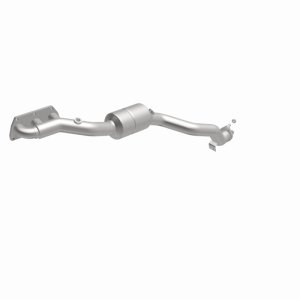 Audi A8 Catalytic Converter - Magnaflow - OEM Grade Federal/EPA Compliant Direct-Fit - `05-`09